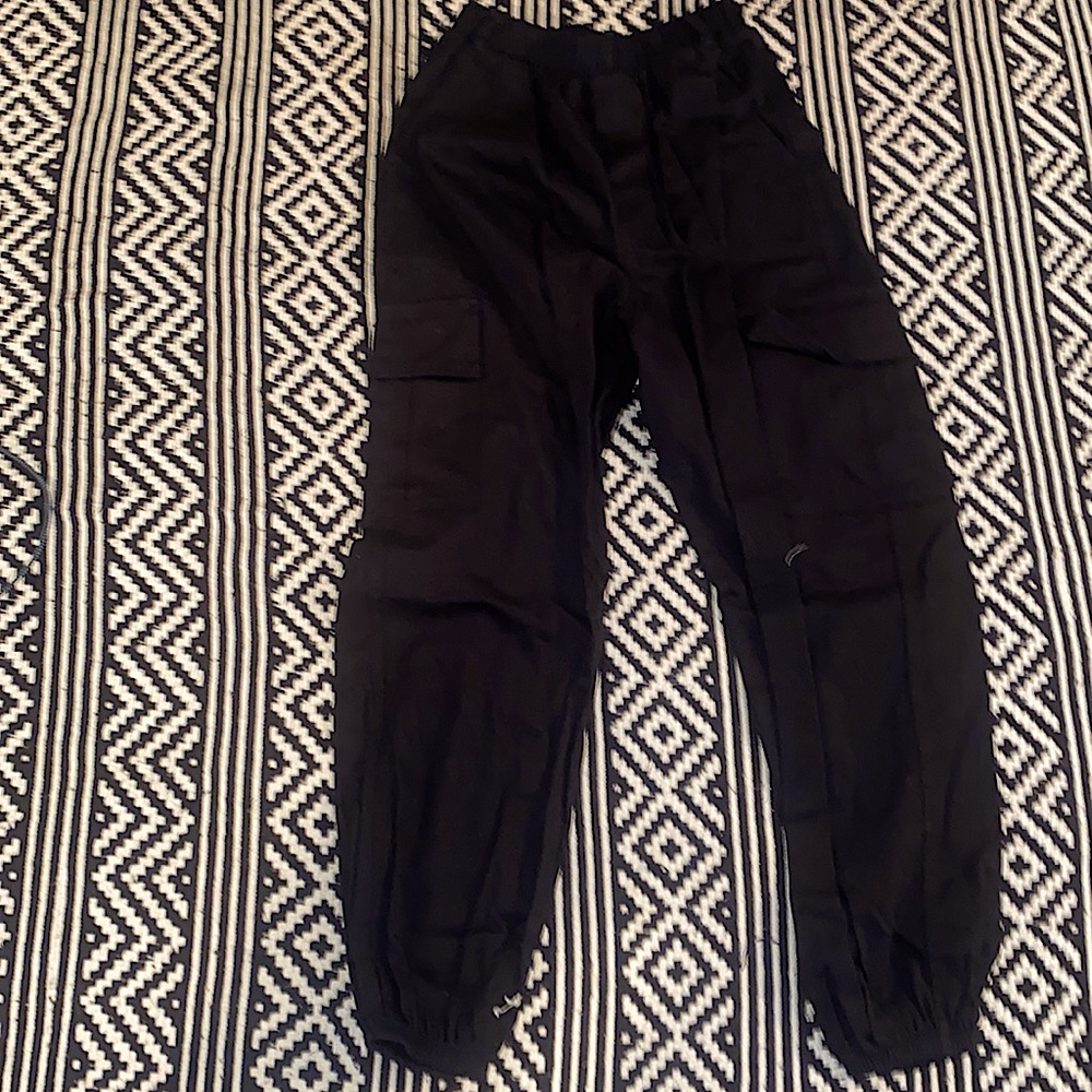 Black Cargo Pants (Target-Xhiliration) Size XS
